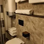 Bed & Breakfast Madeboutique 3*